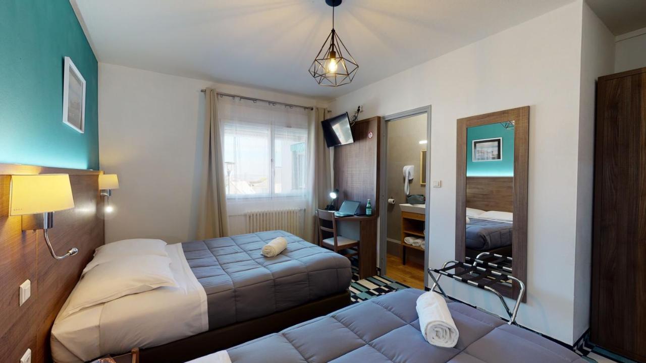 Hotel Les Pieux En Cotentin Exterior photo