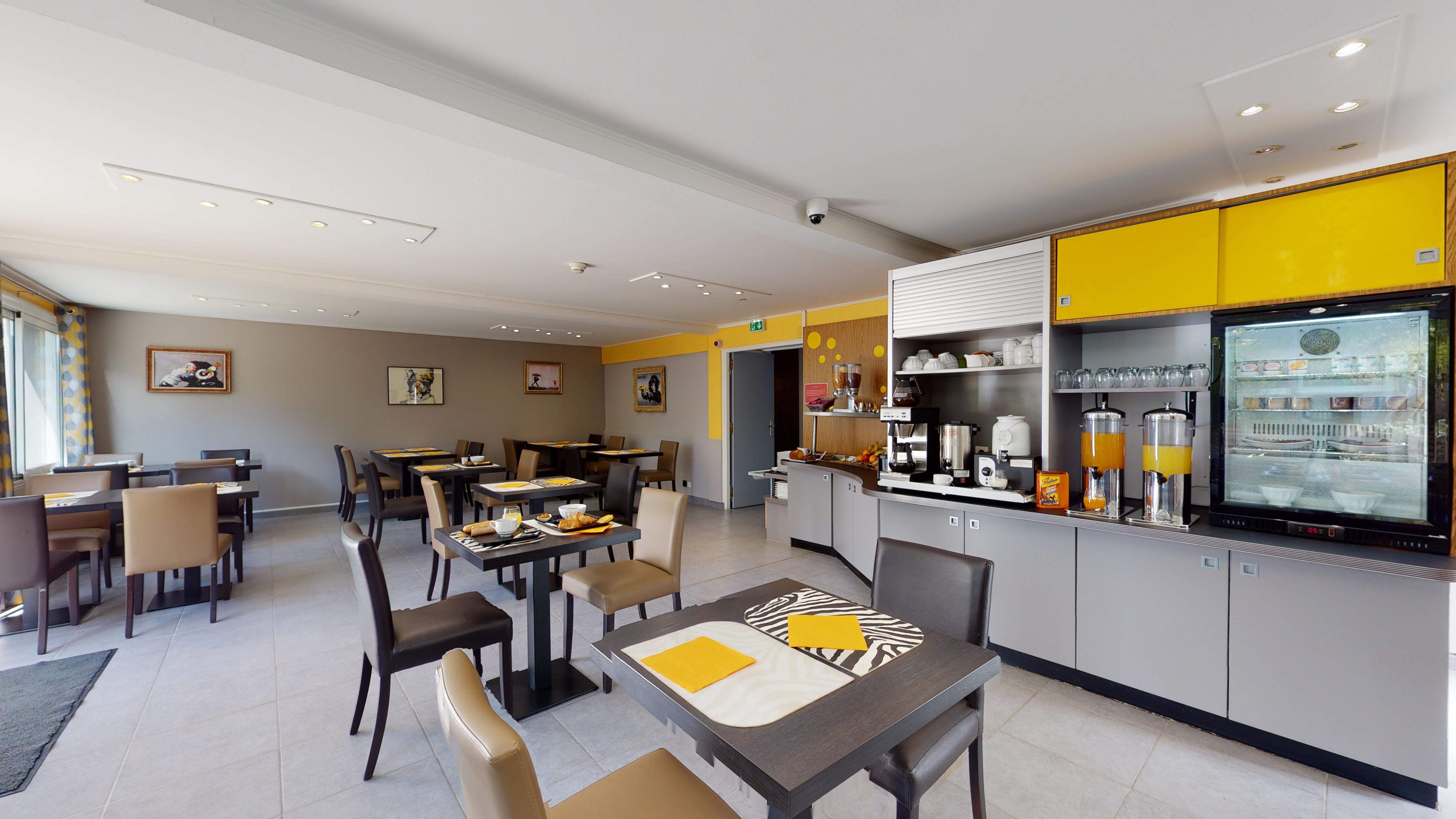 Hotel Les Pieux En Cotentin Exterior photo